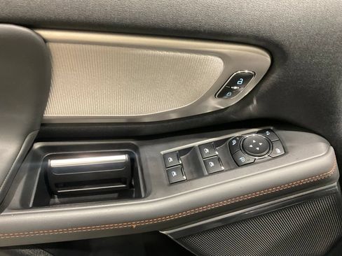 Used 2025 Ford Expedition Active RWD image 7