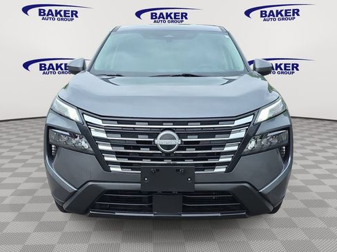 Used 2024 Nissan Rogue SV AWD/4WD image 8