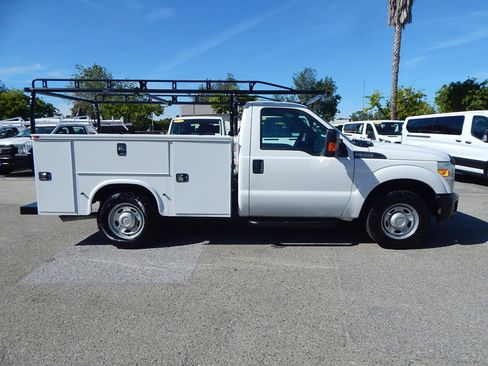 Used 2015 Ford F250 XL w/ Power Equipment Group image 9