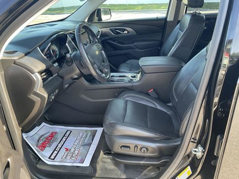 Used 2020 Chevrolet Traverse Premier w/ Redline Edition AWD/4WD image 9