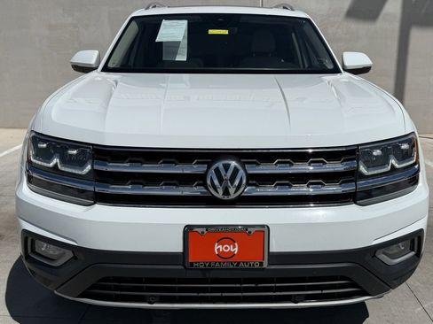 Used 2020 Volkswagen Atlas SEL image 2