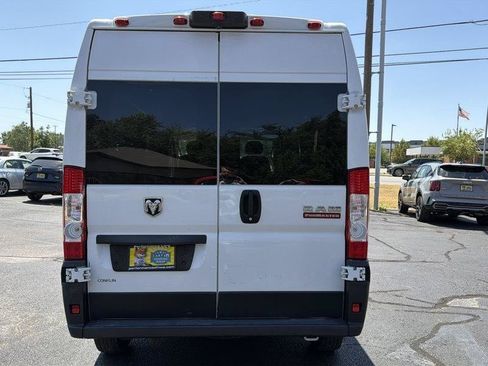 Used 2021 RAM ProMaster 2500 FWD image 12