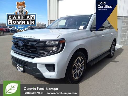 Certified 2025 Ford Expedition Active image 9