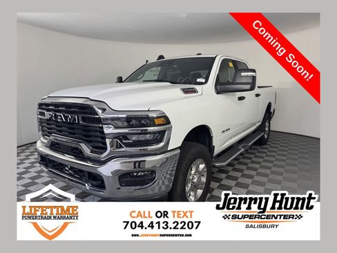 Used 2026 RAM 2500 Big Horn AWD/4WD image 1