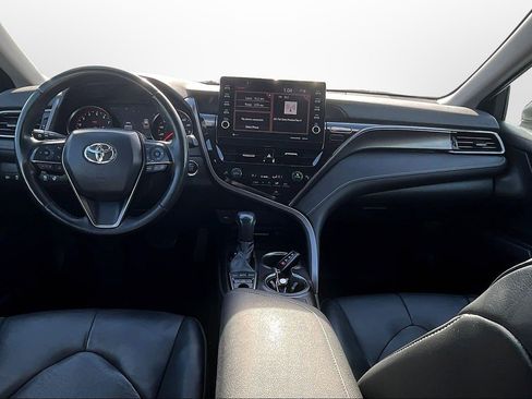 Used 2022 Toyota Camry XSE image 14