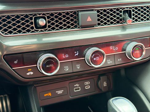 Used 2024 Acura Integra A-Spec image 35