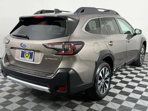Used 2024 Subaru Outback Limited AWD/4WD image 35