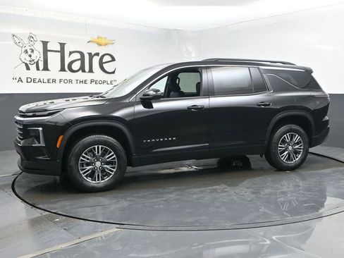 New 2026 Chevrolet Traverse LT w/ Enhanced Driving Package AWD/4WD image 11