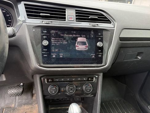 Used 2019 Volkswagen Tiguan SEL Premium AWD/4WD image 24