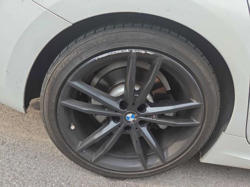 Used 2021 BMW 330i Sedan w/ M Sport Package RWD image 10