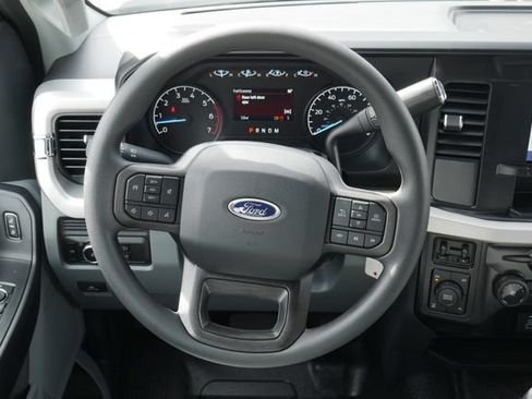 New 2026 Ford F250 XL w/ XL Driver Assist Package AWD/4WD image 16