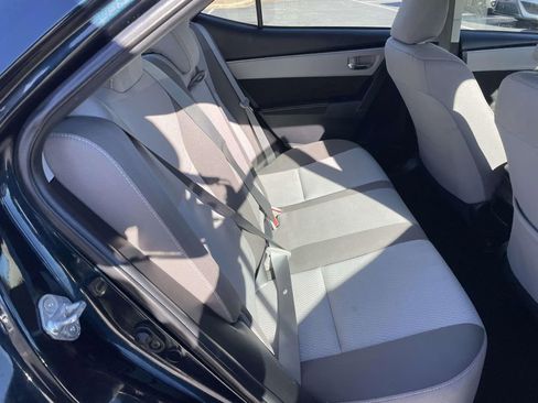 Used 2019 Toyota Corolla LE image 44