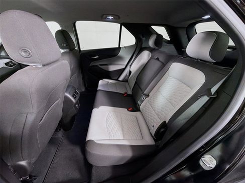 Used 2021 Chevrolet Equinox LS w/ LS Convenience Package FWD image 25