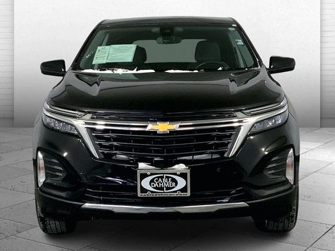 Used 2023 Chevrolet Equinox LT w/ Driver Convenience Package AWD/4WD image 2