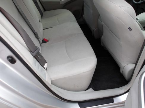 Used 2015 Toyota Prius Two image 21