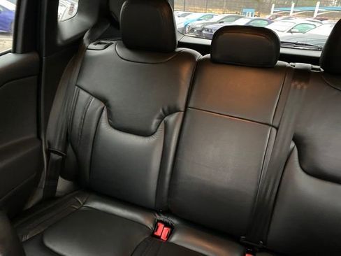 Used 2019 Jeep Renegade Altitude w/ Quick Order Package 2XM image 17