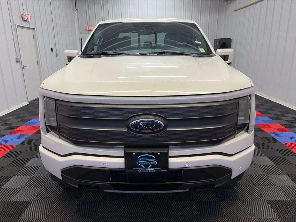 Used 2022 Ford F150 Lightning Lariat AWD/4WD image 9