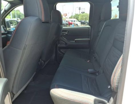 Used 2026 Nissan Frontier Pro-X w/ Pro-X Convenience Package RWD image 20
