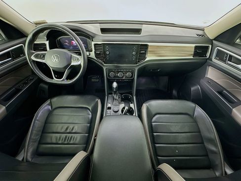 Used 2021 Volkswagen Atlas SEL Premium image 10