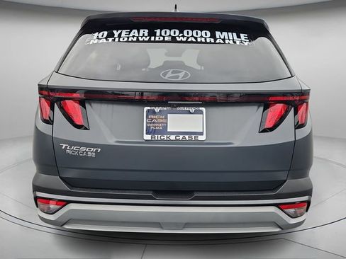 Certified 2025 Hyundai Tucson SEL image 6