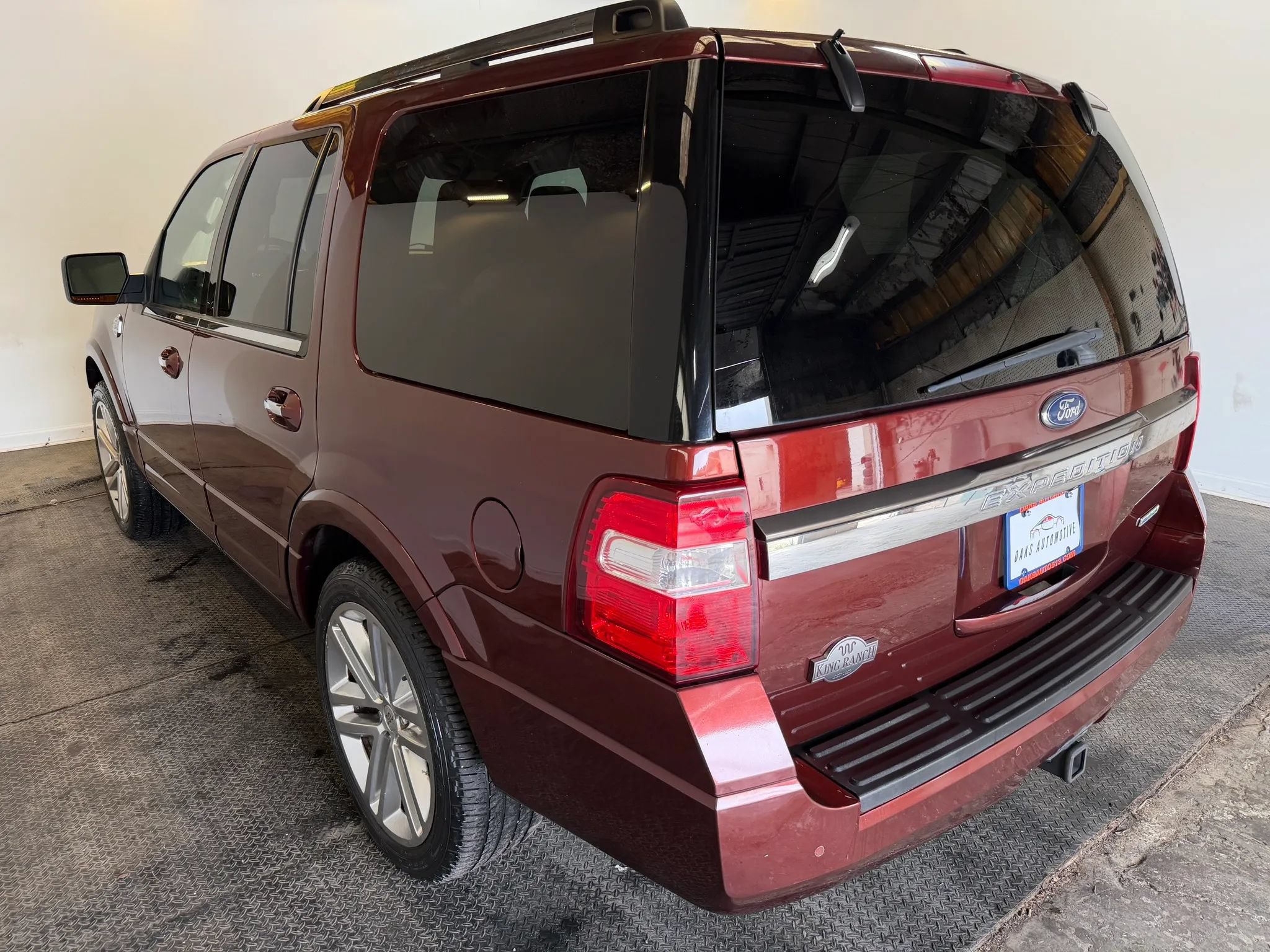 Used 2015 Ford Expedition King Ranch AWD/4WD image 5