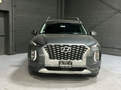 Used 2021 Hyundai Palisade Limited AWD/4WD image 2