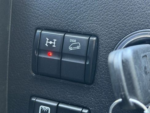 Used 2017 Mercedes-Benz Sprinter 2500 image 40