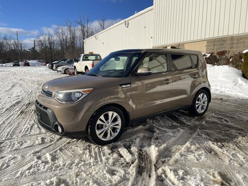 Used 2014 Kia Soul + w/ Primo Package image 8
