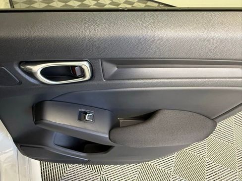 Used 2026 Honda Civic Sport image 39