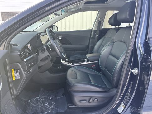 Used 2020 Kia Niro EX Premium w/ Cold Weather Package image 15