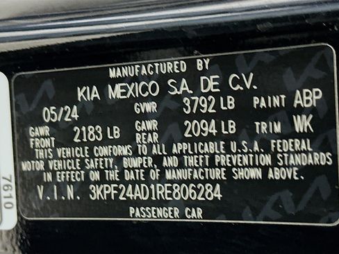 Used 2024 Kia Forte LXS image 12