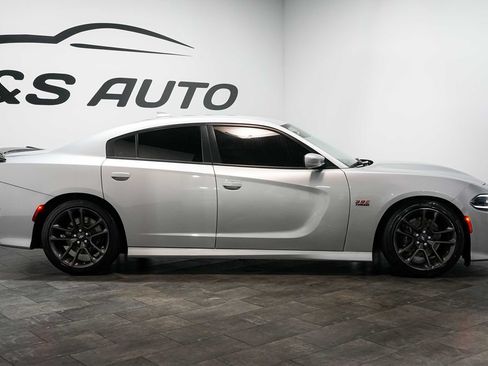Used 2020 Dodge Charger Scat Pack w/ Navigation & Travel Group RWD image 7