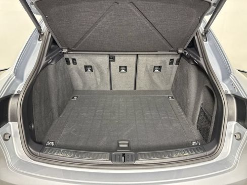 Certified 2024 Porsche Macan Turbo AWD/4WD image 20