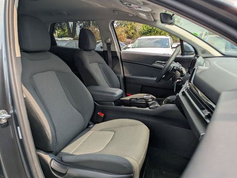 Used 2023 Kia Sportage LX AWD/4WD image 30