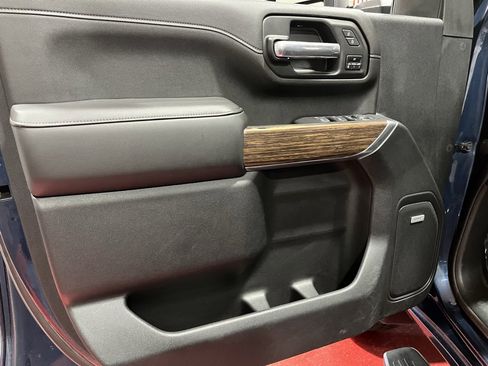 Used 2021 Chevrolet Silverado 3500 High Country w/ Z71 Off-Road Package image 20