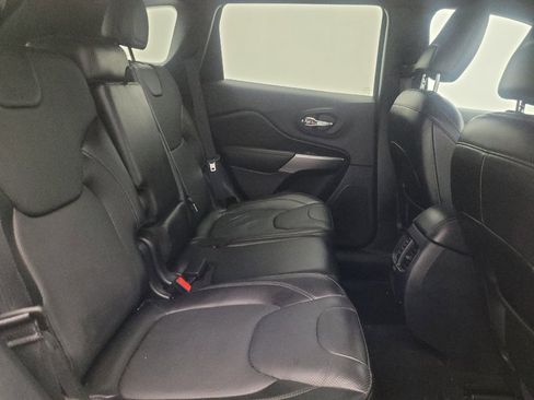 Used 2020 Jeep Cherokee High Altitude AWD/4WD image 19