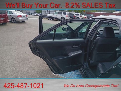 Used 2013 Toyota Camry SE FWD image 19