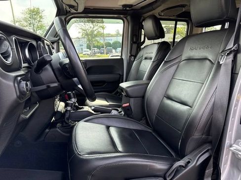 Used 2020 Jeep Wrangler Unlimited Sahara w/ Cold Weather Group AWD/4WD image 2