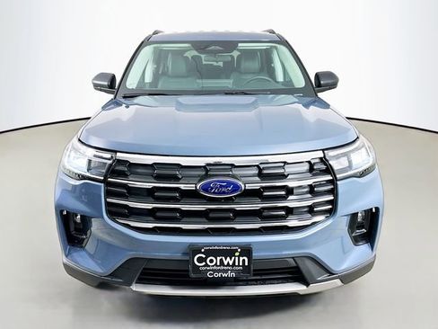 New 2026 Ford Explorer Active image 2