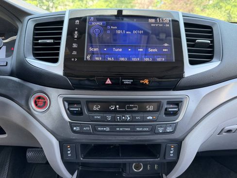 Used 2017 Honda Pilot EX-L image 20