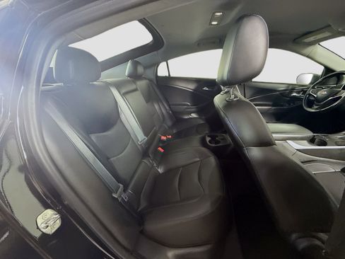 Used 2018 Chevrolet Volt LT w/ LT Driver Confidence Package image 27