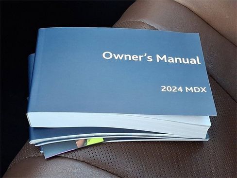 Used 2024 Acura MDX SH-AWD w/ Technology Package image 29