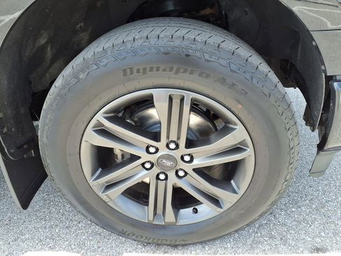 Used 2022 Ford F150 Lariat w/ Equipment Group 502A High image 9