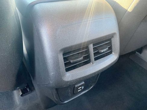 Certified 2023 Chevrolet Equinox LS w/ Sport Edition image 20