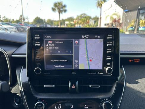 Used 2021 Toyota Corolla XSE image 33