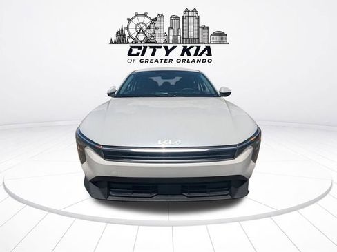 New 2026 Kia K4 FWD image 9