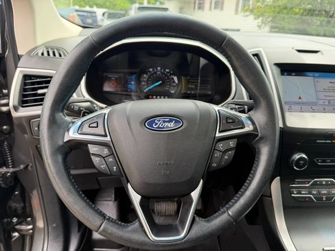 Used 2019 Ford Edge SEL w/ Equipment Group 201A AWD/4WD image 20