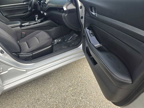 Used 2023 Nissan Altima 2.5 SV image 10