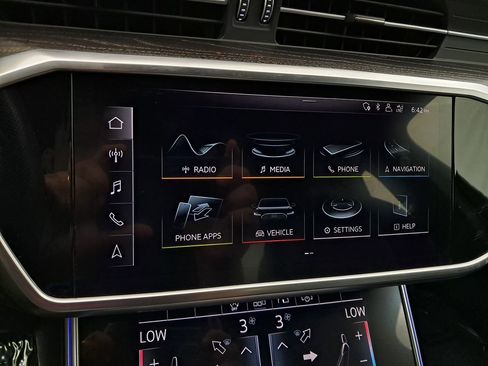 Used 2020 Audi S6 Premium Plus w/ S Sport Package image 36