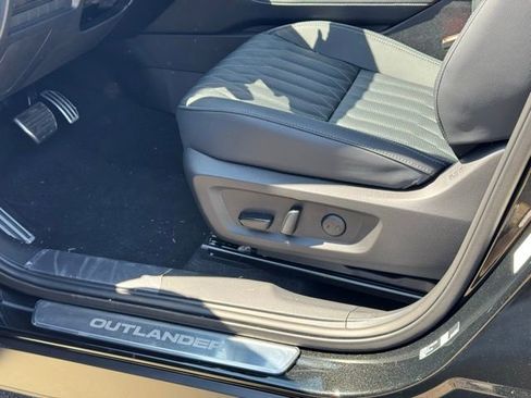 New 2026 Mitsubishi Outlander SEL FWD image 20